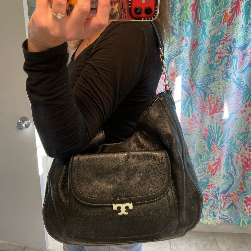 Tory Burch Black Pebbled Leather Serif T Large Hobo